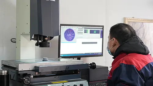 Өткір көзқараспен және нақты нұсқаулармен біз қалыптардың сапалы қорғаныс желісін бекітеміз.